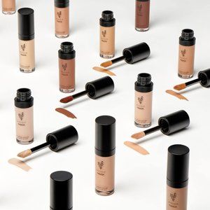 YOUNIQUE TOUCH skin solution concealer/Scarlet